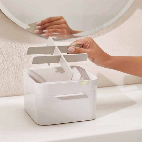 Viva Cosmetic Organizer with Drawer by Joseph Joseph - Picture 7 of 7